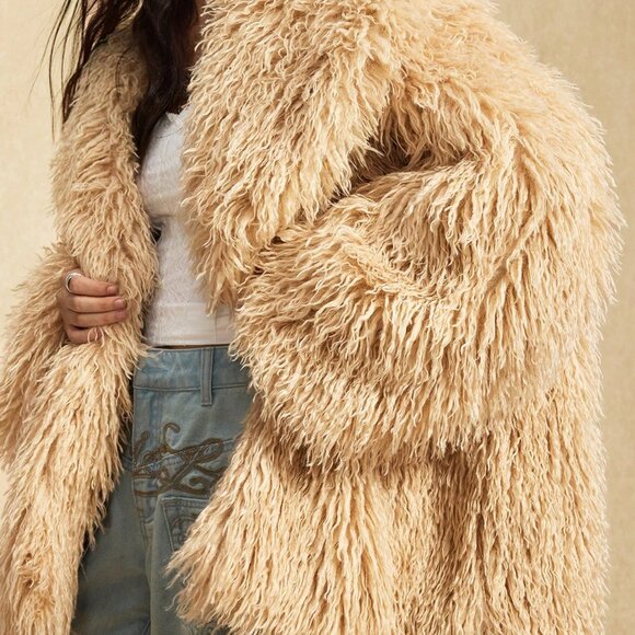 Khaki Casual Women's Nomadic Oversized Faux Fur Jacket - Picture 4 of 9